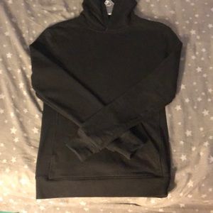 H&M’s slim fit all black hoodie